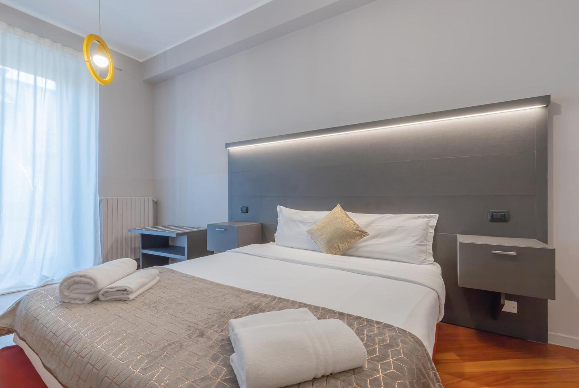 Milan Retreats Duomo Carrobbio Apartment ภายนอก รูปภาพ