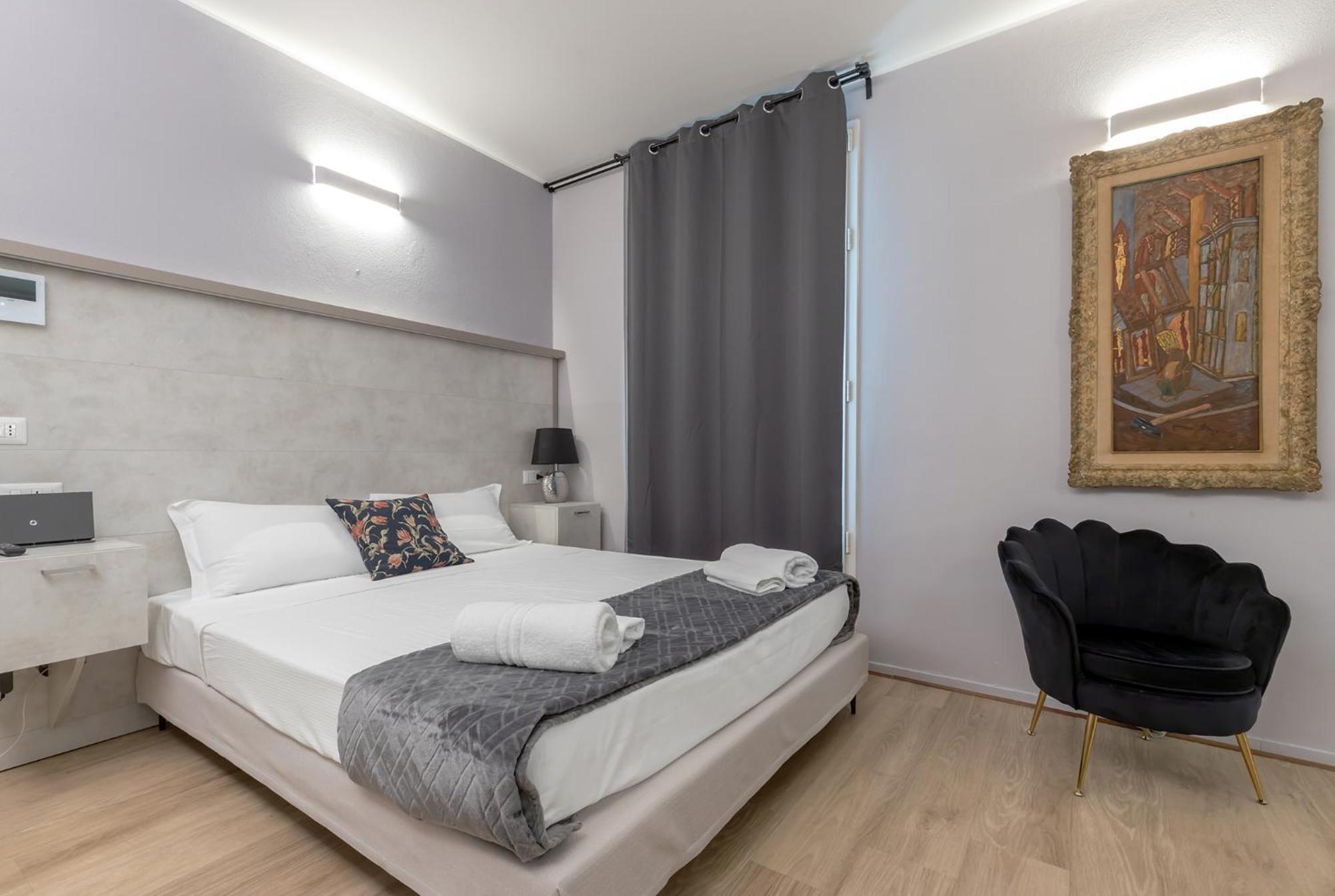 Milan Retreats Duomo Carrobbio Apartment ภายนอก รูปภาพ